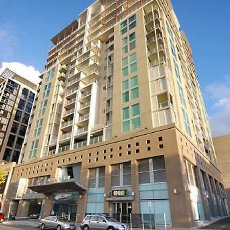 La Loft Apartments North Terrace Adelaide Exterior photo