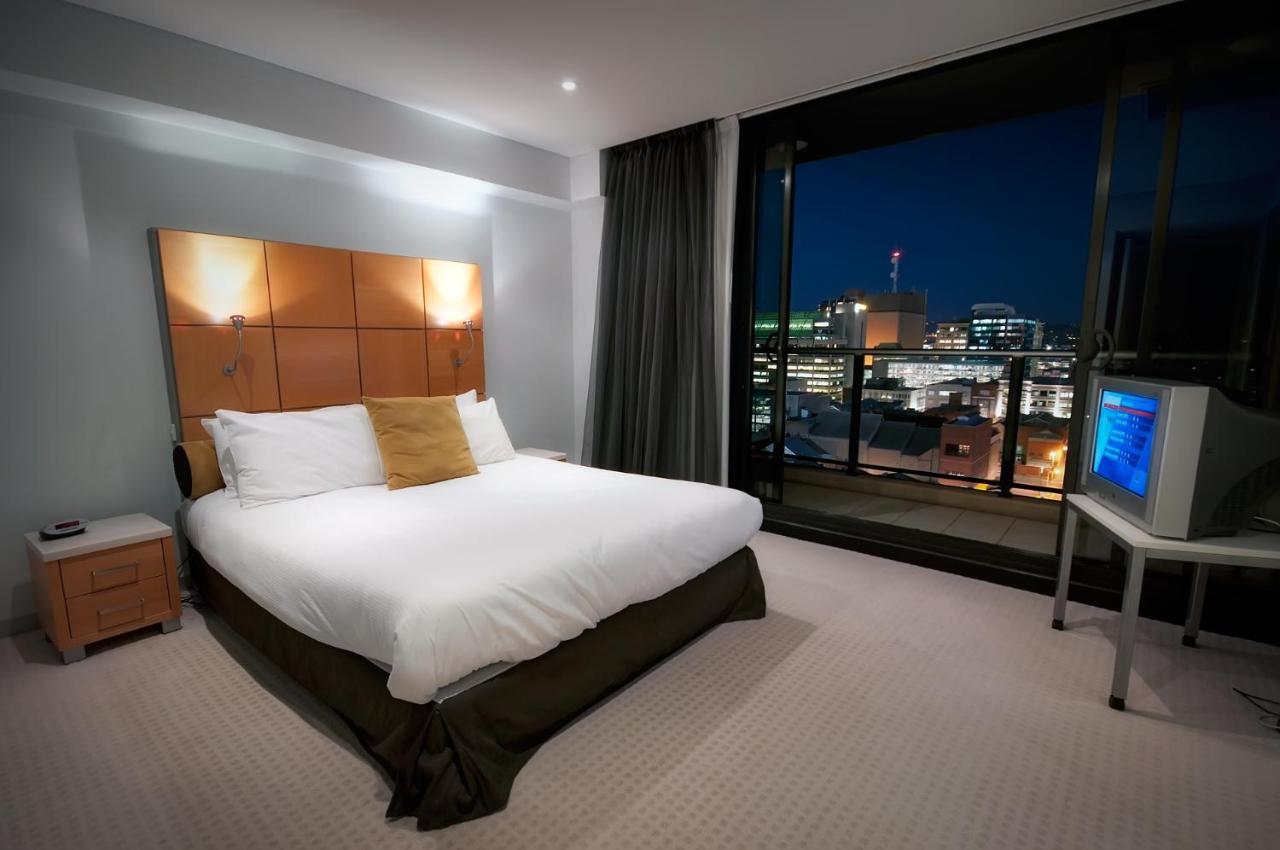 La Loft Apartments North Terrace Adelaide Room photo
